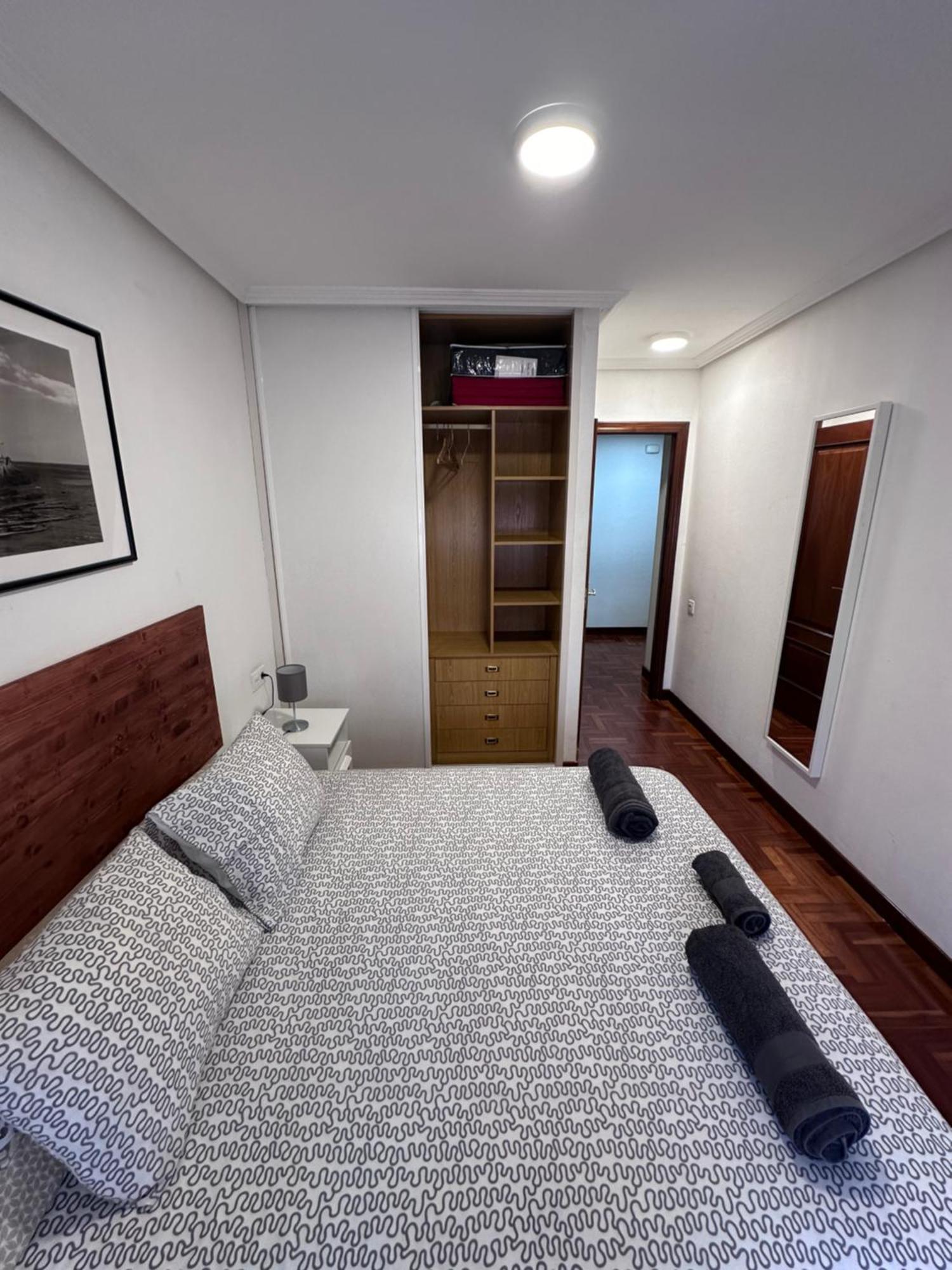 Апартаменты Apartamento Centro Y Playa De Хихон Экстерьер фото