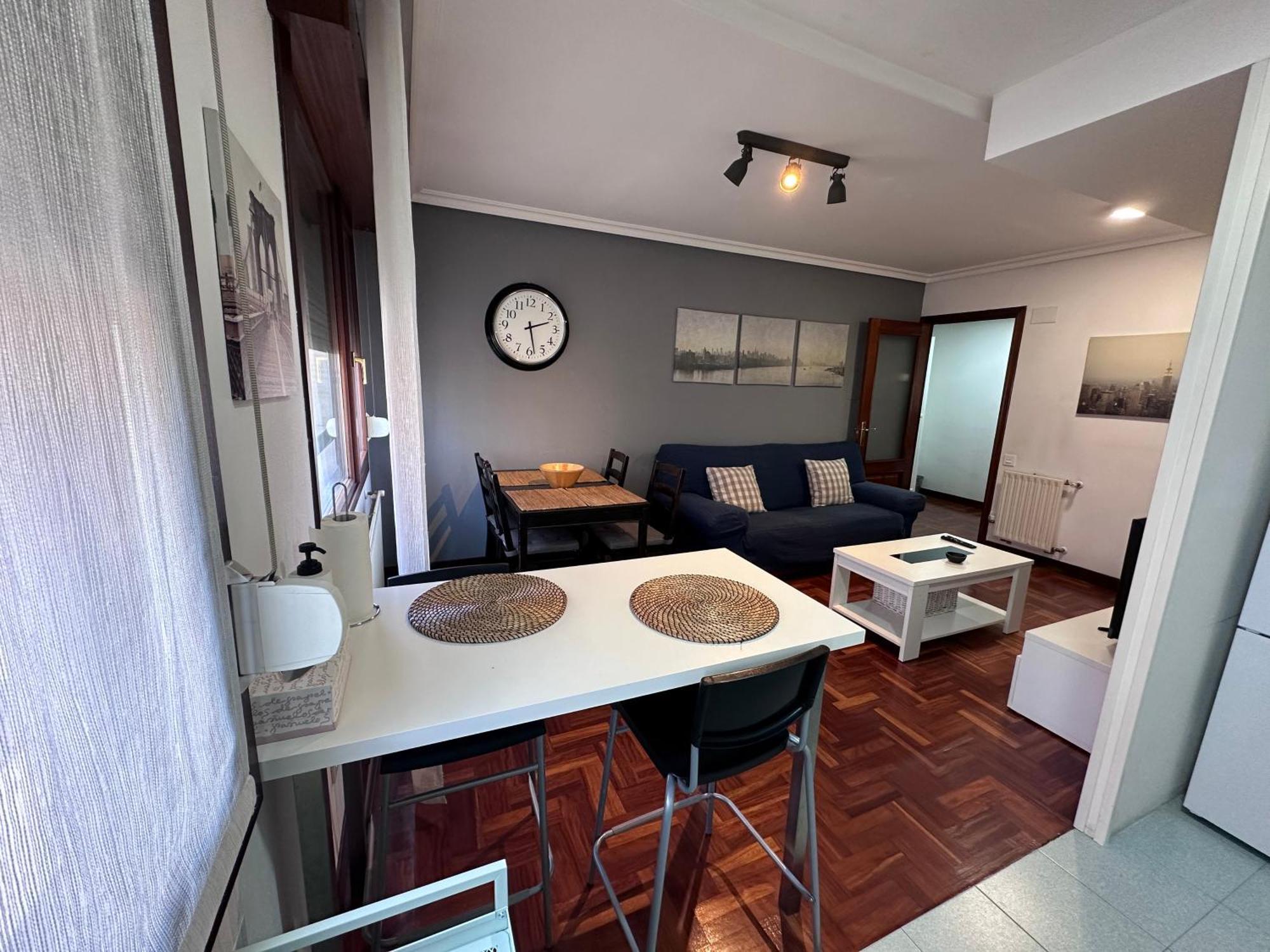 Апартаменты Apartamento Centro Y Playa De Хихон Экстерьер фото